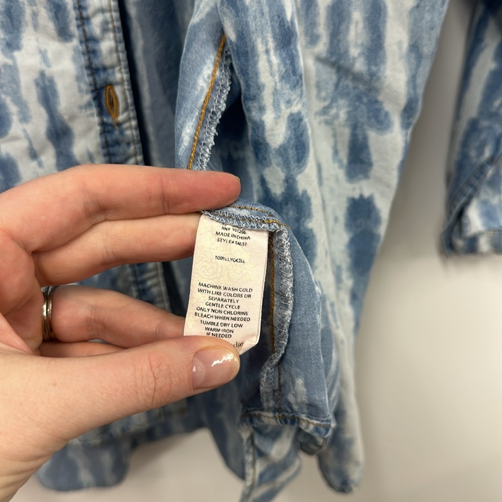 Soft Surroundings tie dye chambray tunic button down shirt PXL - Picture 4 of 5